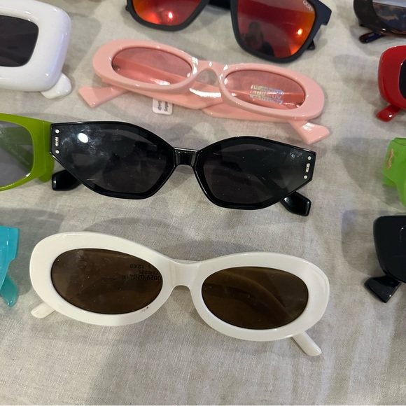 Pick a pair or take em all! - Picture 4 of 8